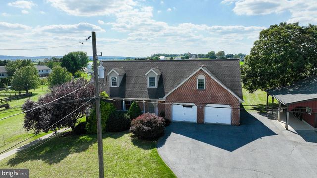 108 MEETINGHOUSE RD, Gap, PA 17527