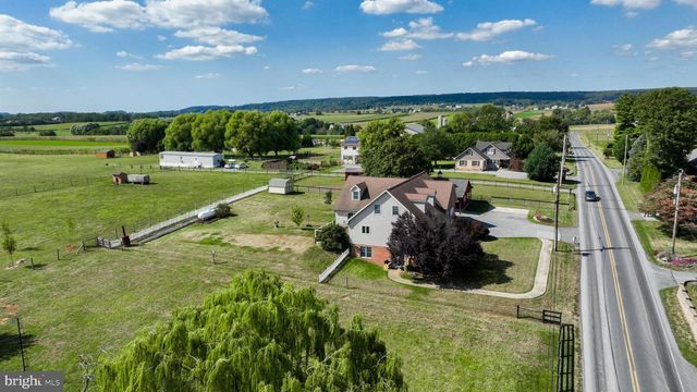 108 MEETINGHOUSE RD, Gap, PA 17527