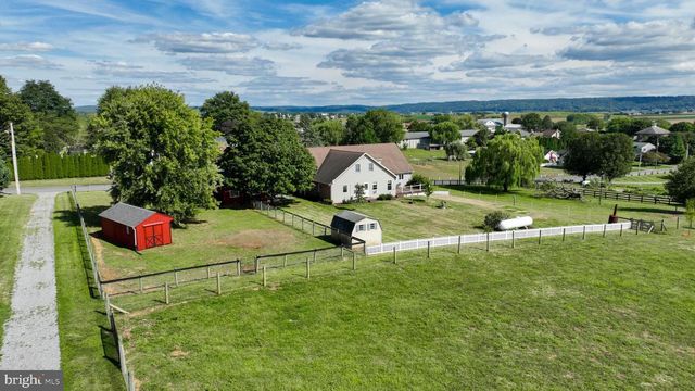 108 MEETINGHOUSE RD, Gap, PA 17527