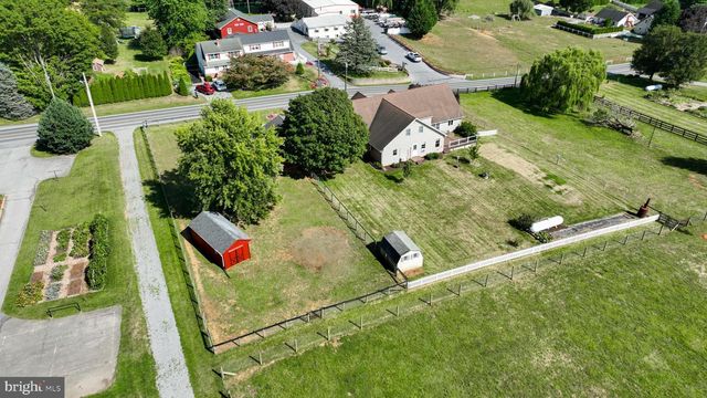 108 MEETINGHOUSE RD, Gap, PA 17527
