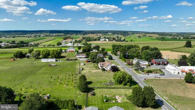 108 MEETINGHOUSE RD, Gap, PA 17527