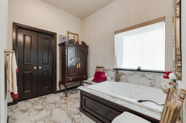 13500 Matera Circle, Oklahoma City, OK 73170