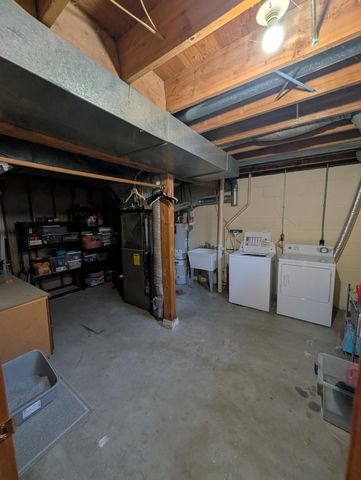 2445 Crestwood Drive, North Saint Paul, MN 55109