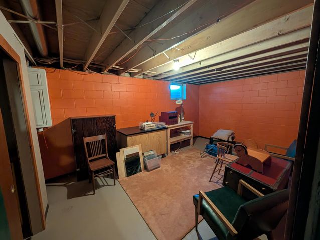 2445 Crestwood Drive, North Saint Paul, MN 55109