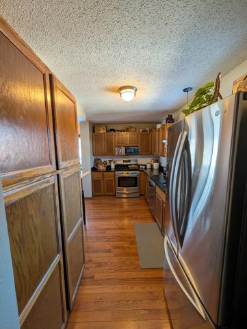 2445 Crestwood Drive, North Saint Paul, MN 55109