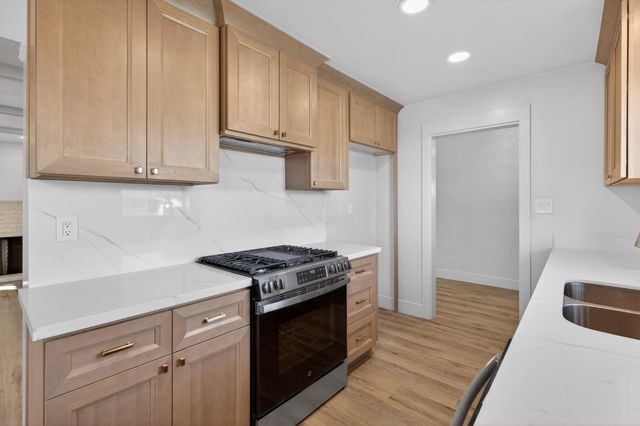 820 Ehrhardt Dr, Lodi, CA 95240