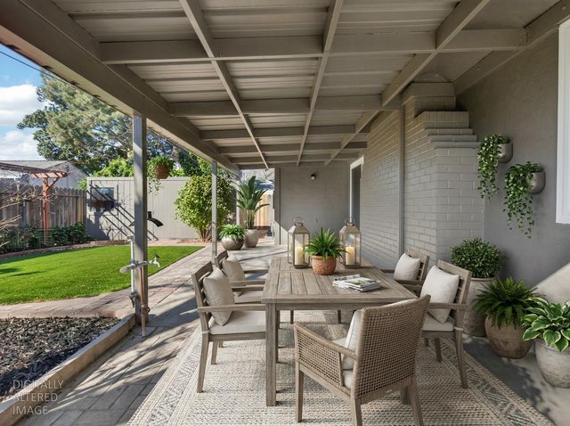 820 Ehrhardt Dr, Lodi, CA 95240