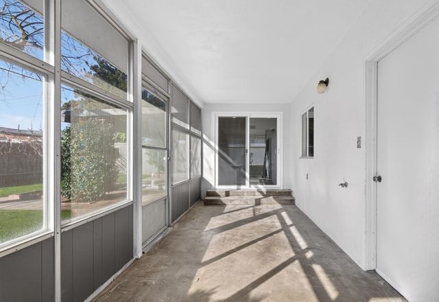 820 Ehrhardt Dr, Lodi, CA 95240