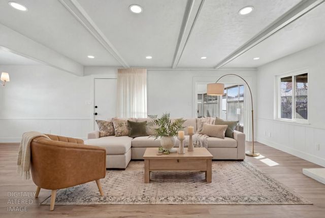 820 Ehrhardt Dr, Lodi, CA 95240