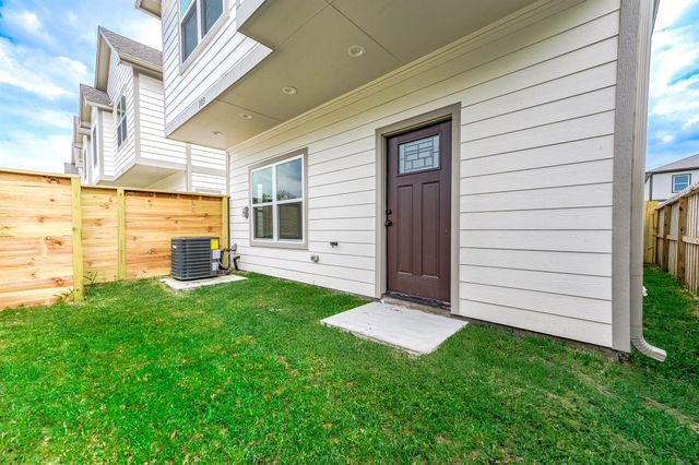 785 Fortune Street A, Houston, TX 77088