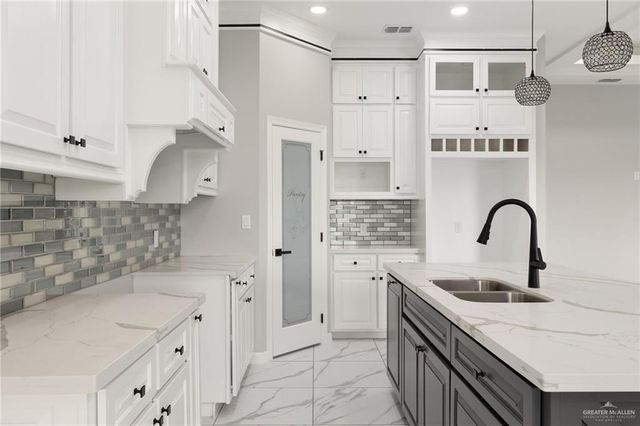 1606 Arden Street, Mercedes, TX 78570