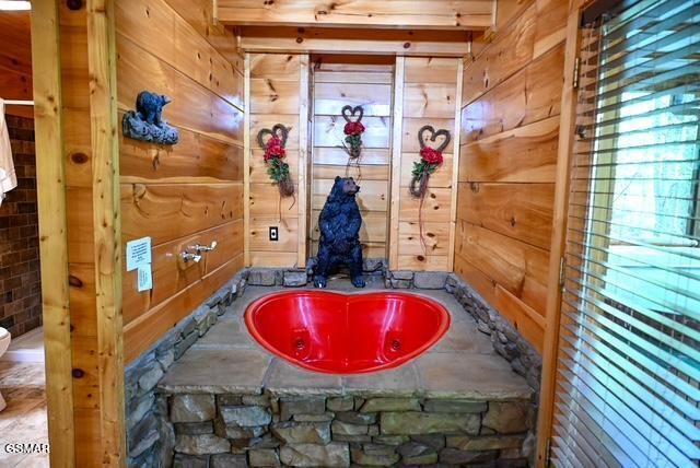 2138 Walnut Court, Sevierville, TN 37876