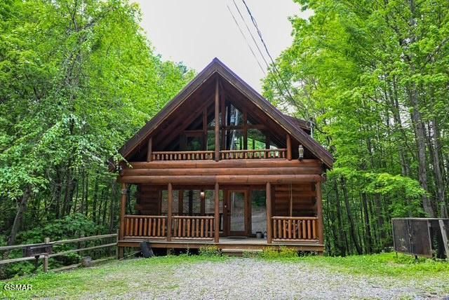 2138 Walnut Court, Sevierville, TN 37876