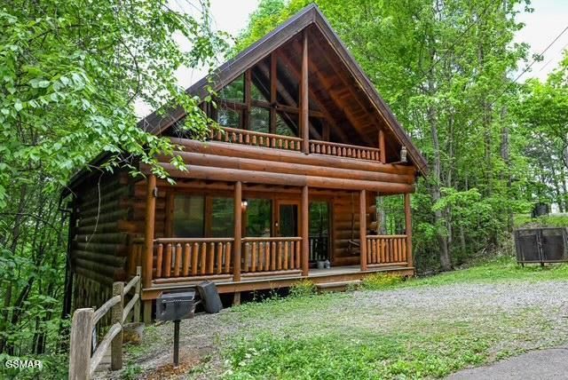 2138 Walnut Court, Sevierville, TN 37876