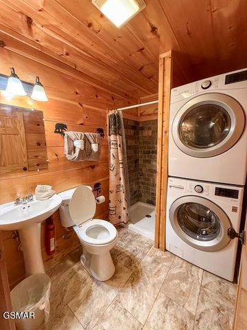 2138 Walnut Court, Sevierville, TN 37876