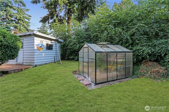 18627 32nd Avenue S, Seatac, WA 98188