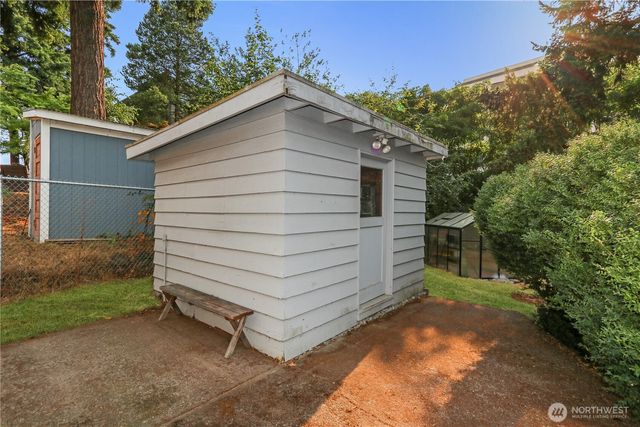 18627 32nd Avenue S, Seatac, WA 98188