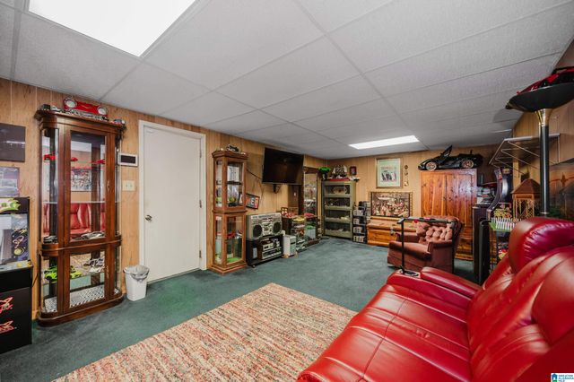 17 FREDA JANE LANE, Birmingham, AL 35215