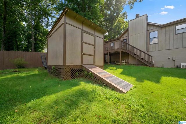 17 FREDA JANE LANE, Birmingham, AL 35215