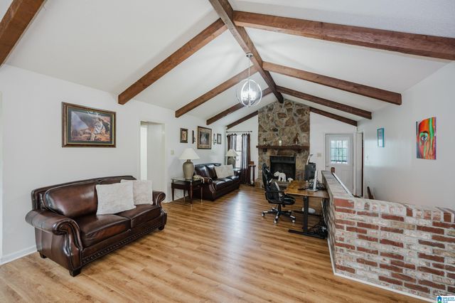17 FREDA JANE LANE, Birmingham, AL 35215