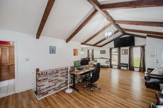 17 FREDA JANE LANE, Birmingham, AL 35215