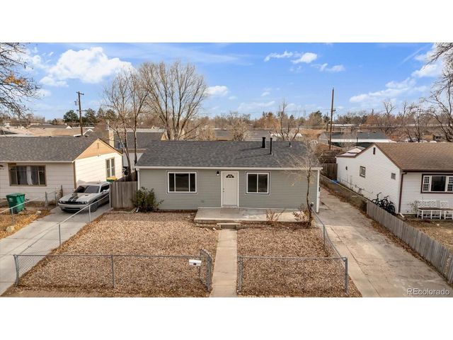7800 Ladore St, Commerce City, CO 80022
