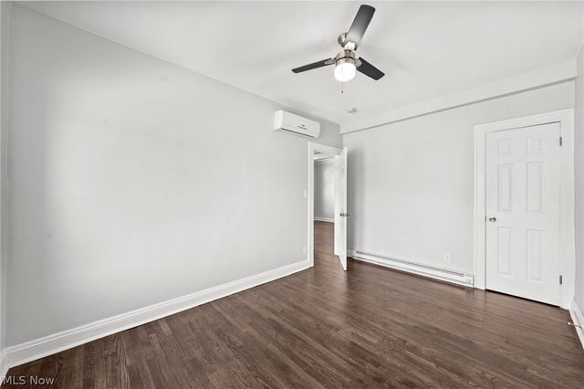 1385 Cranford Avenue 11, Lakewood, OH 44107