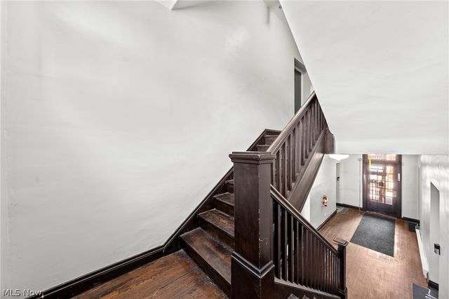 1385 Cranford Avenue 11, Lakewood, OH 44107