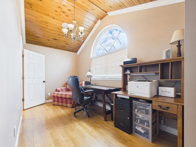 32 Diamond Drive, Barboursville, WV 25504
