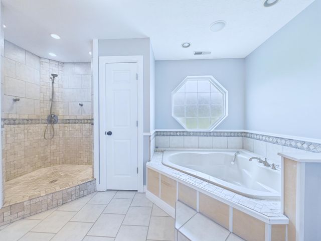 32 Diamond Drive, Barboursville, WV 25504