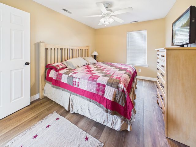 32 Diamond Drive, Barboursville, WV 25504