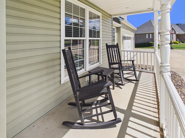 32 Diamond Drive, Barboursville, WV 25504