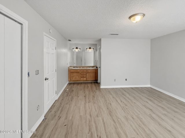 5121 CHENANGO Boulevard, Jacksonville, FL 32254