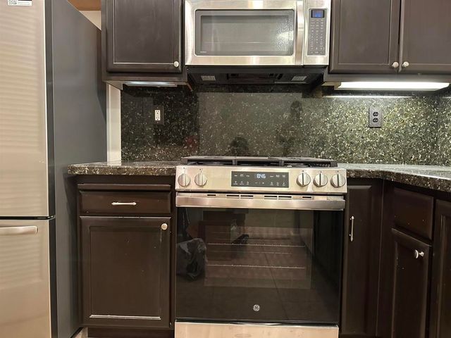 3420 Finnian Way 328, Dublin, CA 94568