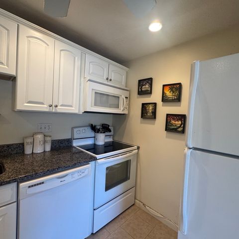 300 Park Terrace Dr. 322, Stoneham, MA 02180