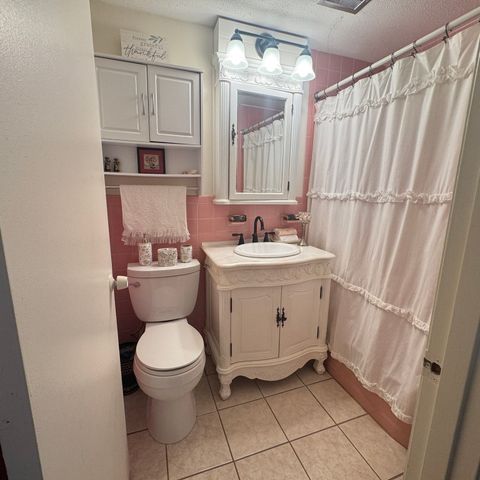300 Park Terrace Dr. 322, Stoneham, MA 02180