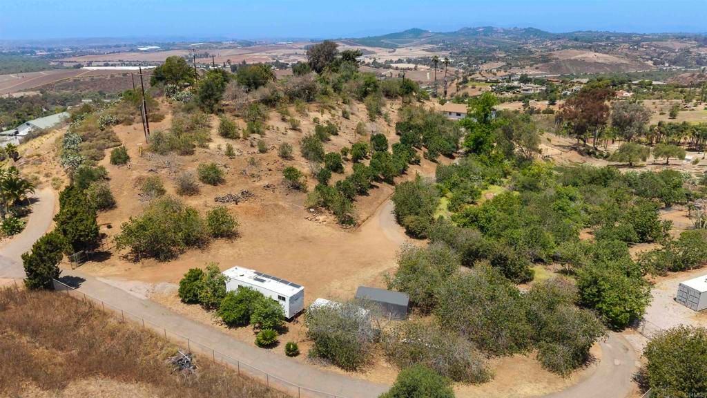 Image 60 of property listing at 1140 Evergreen Lane, Vista, CA 92084