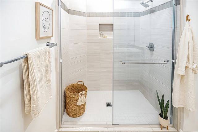 222 Fiore, Irvine, CA 92602