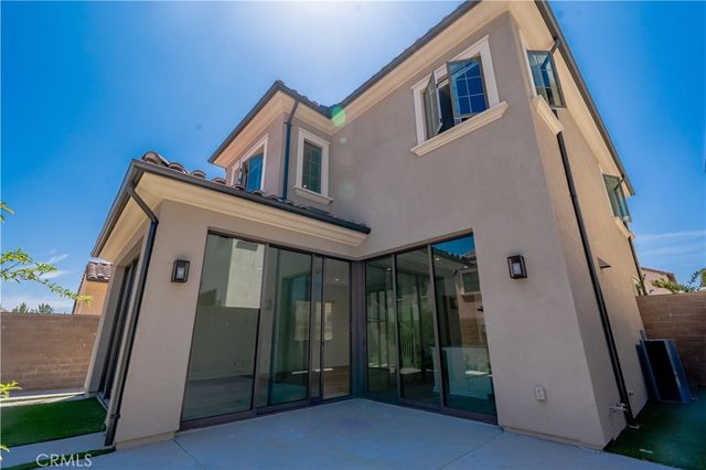 222 Fiore, Irvine, CA 92602