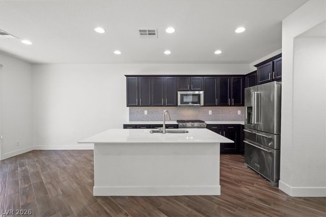 8931 Oreana Peak Court, Las Vegas, NV 89148