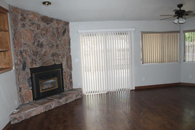 9519 Enchantment Ln, Stockton, CA 95209