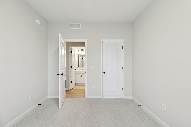 10969 37th Street N, Lake Elmo, MN 55042