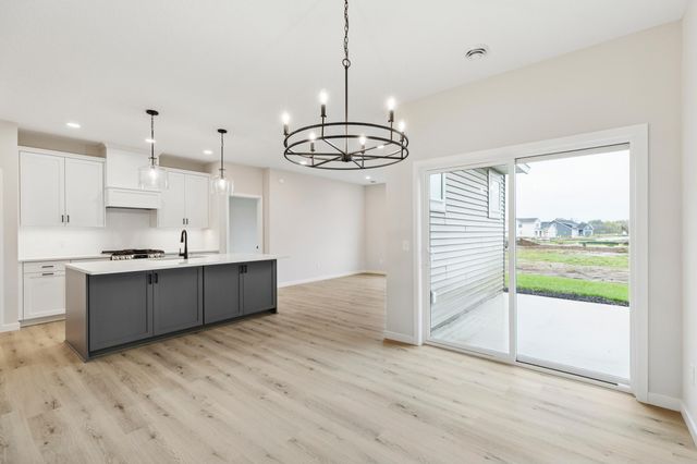 10969 37th Street N, Lake Elmo, MN 55042