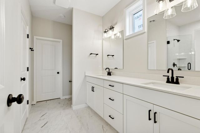 10969 37th Street N, Lake Elmo, MN 55042