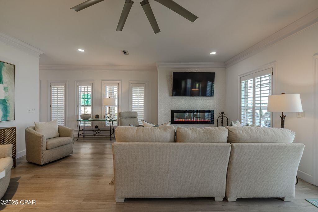 Image 5 of property listing at 2322 Pelican Bay, Panama City Beach, FL 32408, Panama City, FL 32408