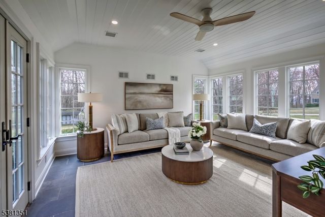 1 White Deer Ln, Harding Twp., NJ 07976