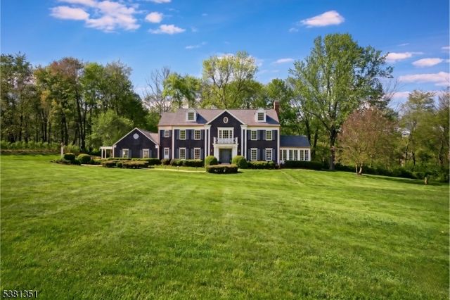 1 White Deer Ln, Harding Twp., NJ 07976