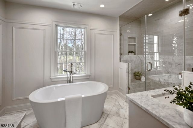 1 White Deer Ln, Harding Twp., NJ 07976