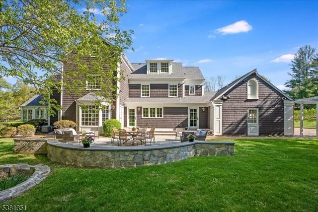 1 White Deer Ln, Harding Twp., NJ 07976