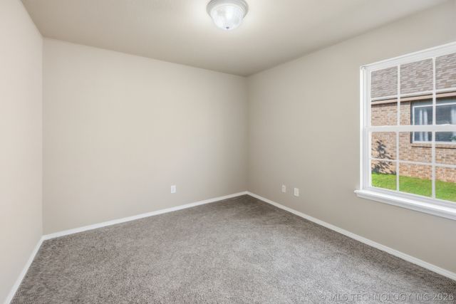 1507 W Vicksburg Place, Broken Arrow, OK 74011